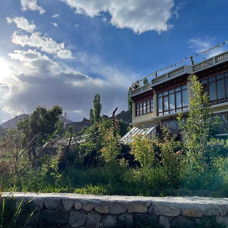 The Willow House ليه المظهر الخارجي الصورة
