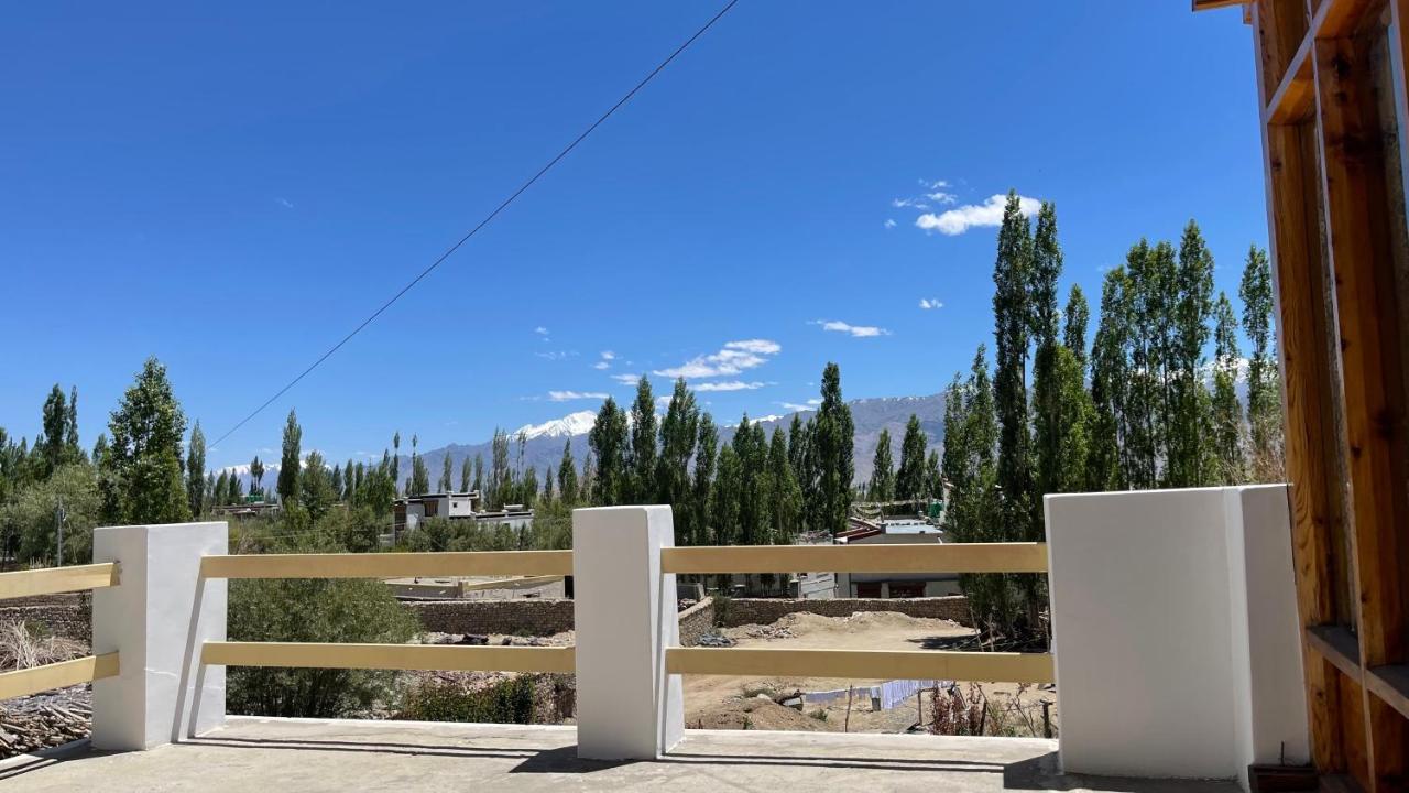 The Willow House ليه المظهر الخارجي الصورة