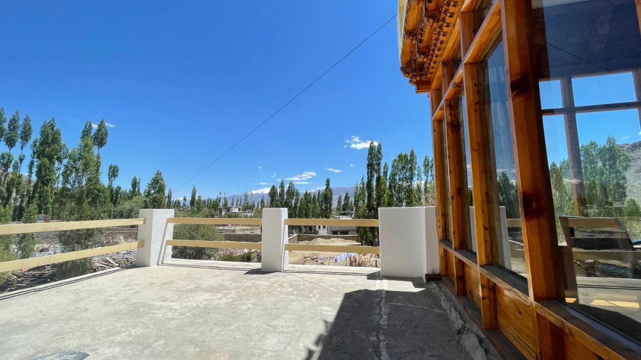 The Willow House ليه المظهر الخارجي الصورة